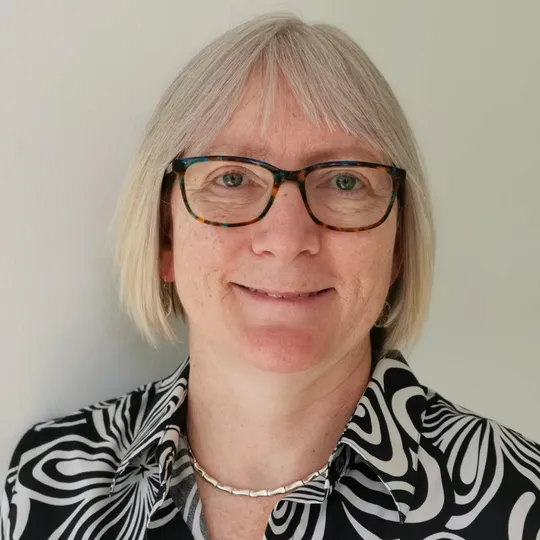 Sue Harding Headshot